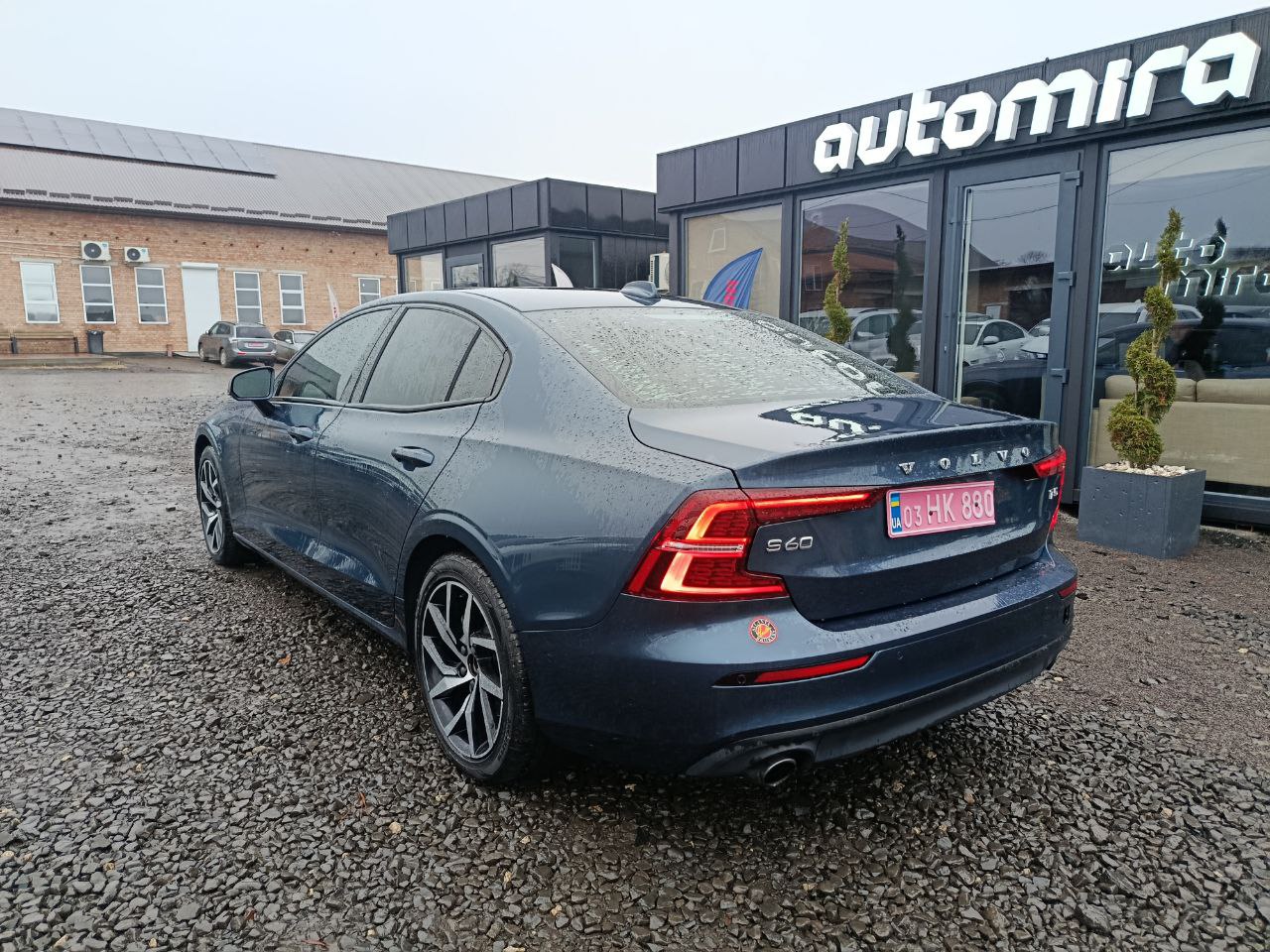 VOLVO S60 T5 MOMENTUM 2020