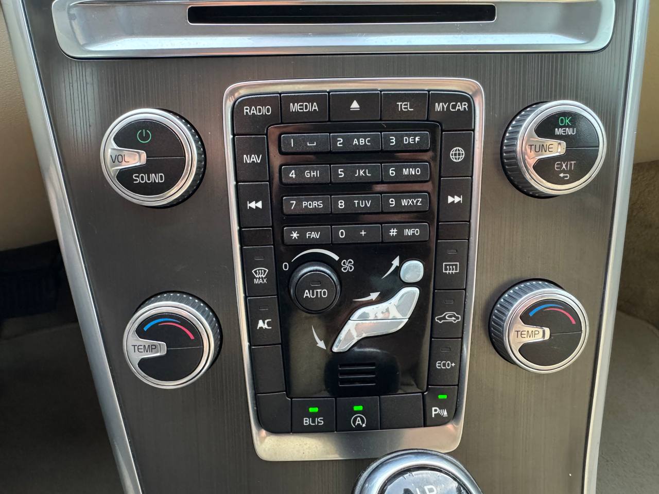 VOLVO XC60 T5 PREMIER 2016