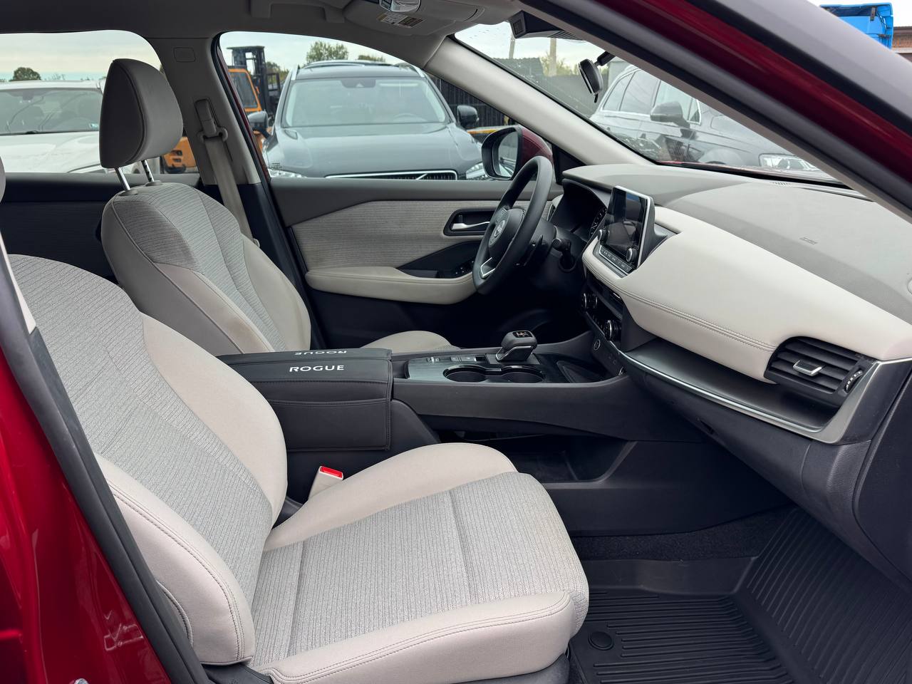 NISSAN ROGUE SV 2023