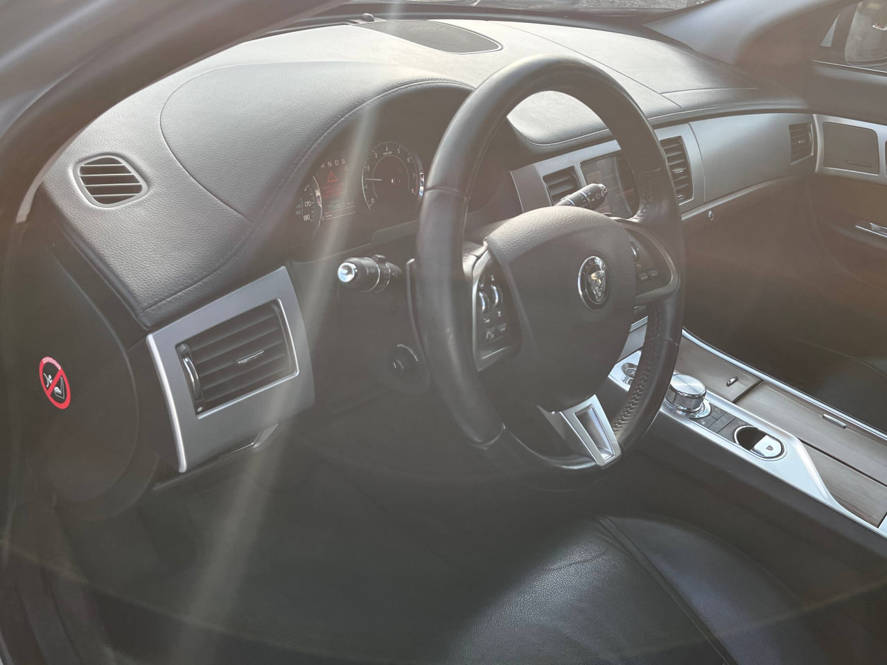 JAGUAR XF 2.0T PREMIUM 2015