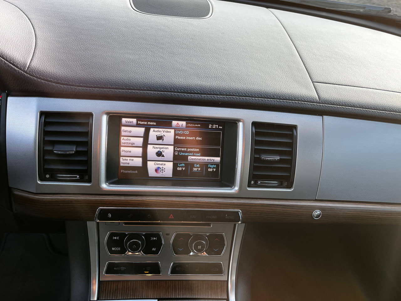 JAGUAR XF 2.0T PREMIUM 2015