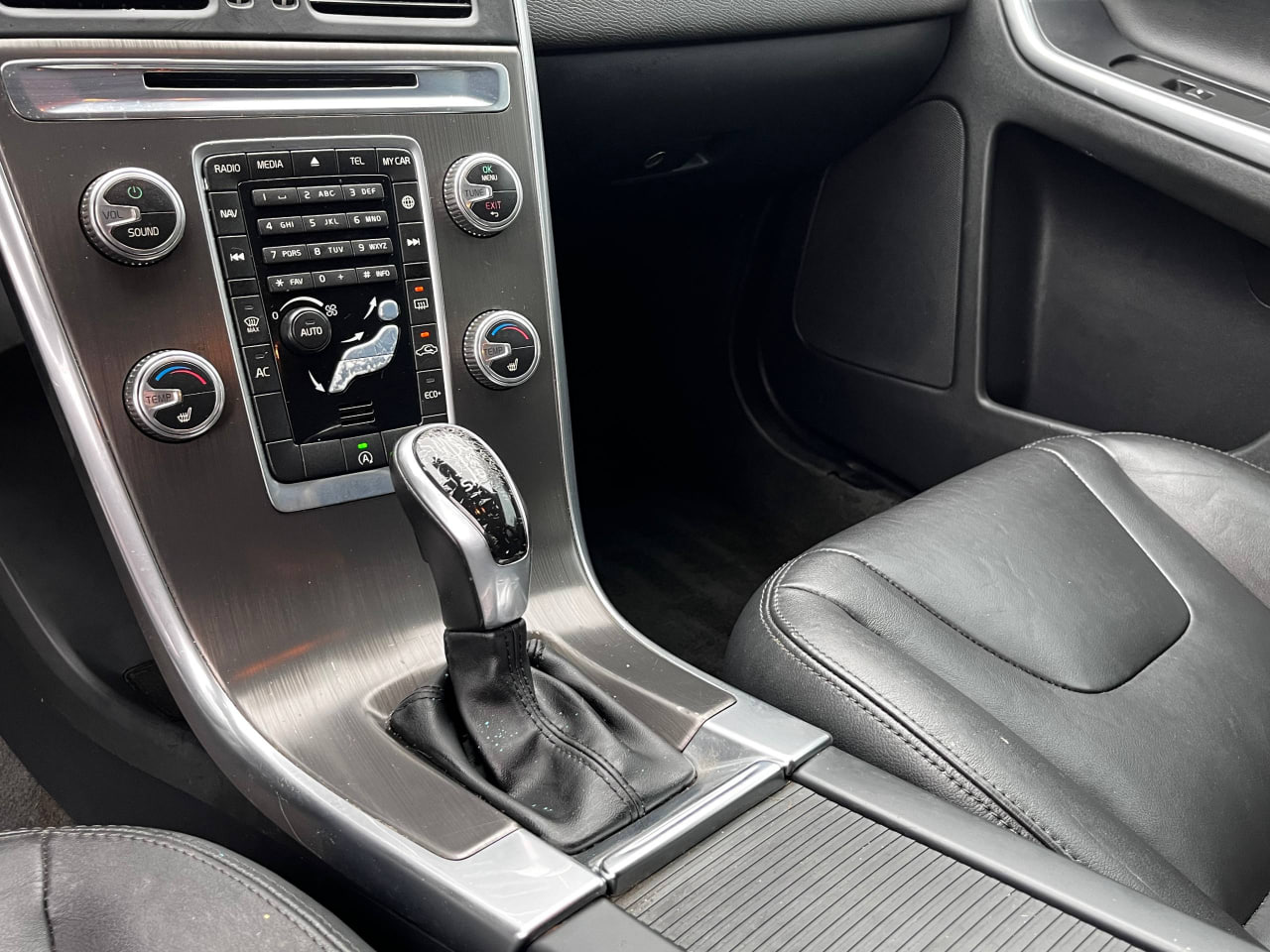 VOLVO XC60 T5 PREMIER 2016