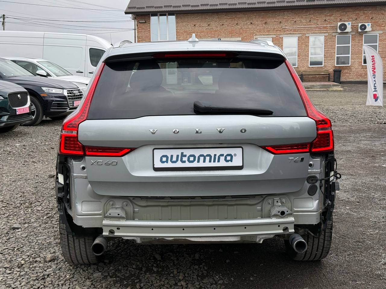 VOLVO XC60 T6 MOMENTUM 2018