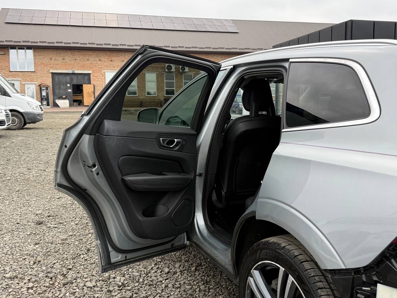 VOLVO XC60 T6 MOMENTUM 2018