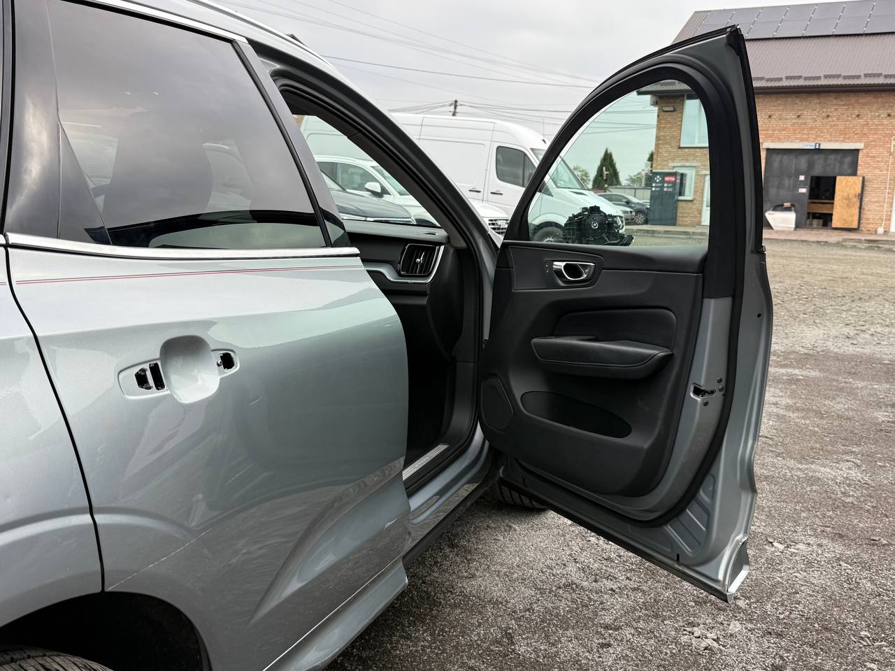 VOLVO XC60 T6 MOMENTUM 2018