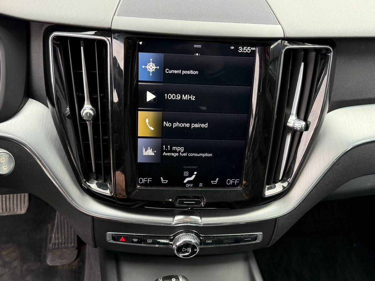 VOLVO XC60 T6 MOMENTUM 2018