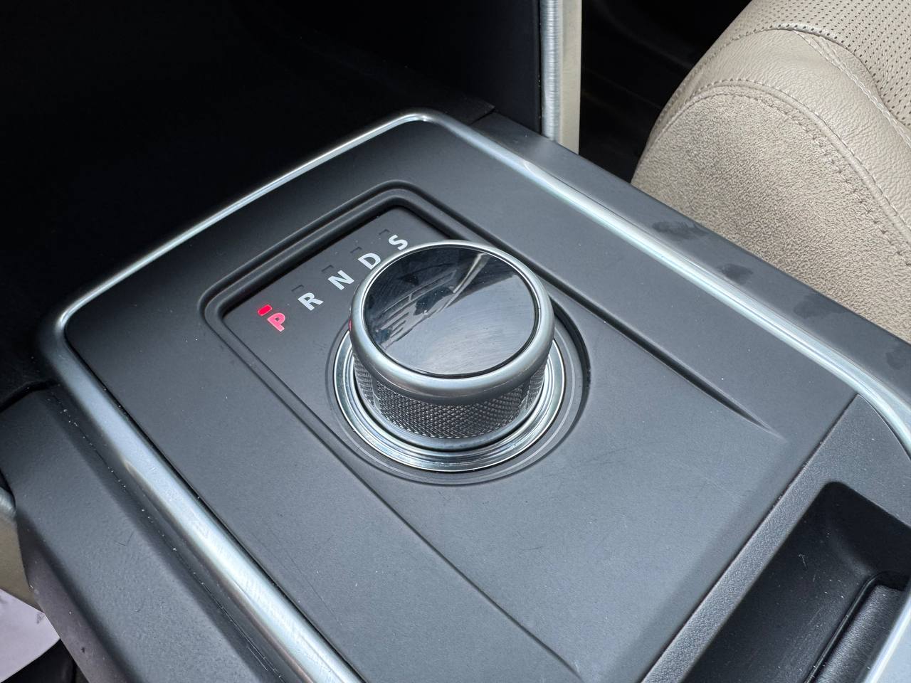 LAND ROVER DISCOVERY SPORT HSE 2016