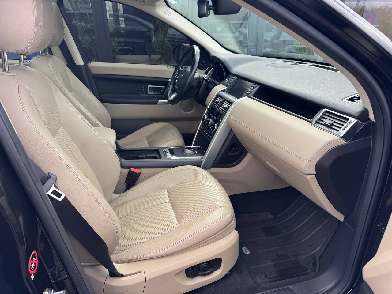 LAND ROVER DISCOVERY SPORT HSE 2016