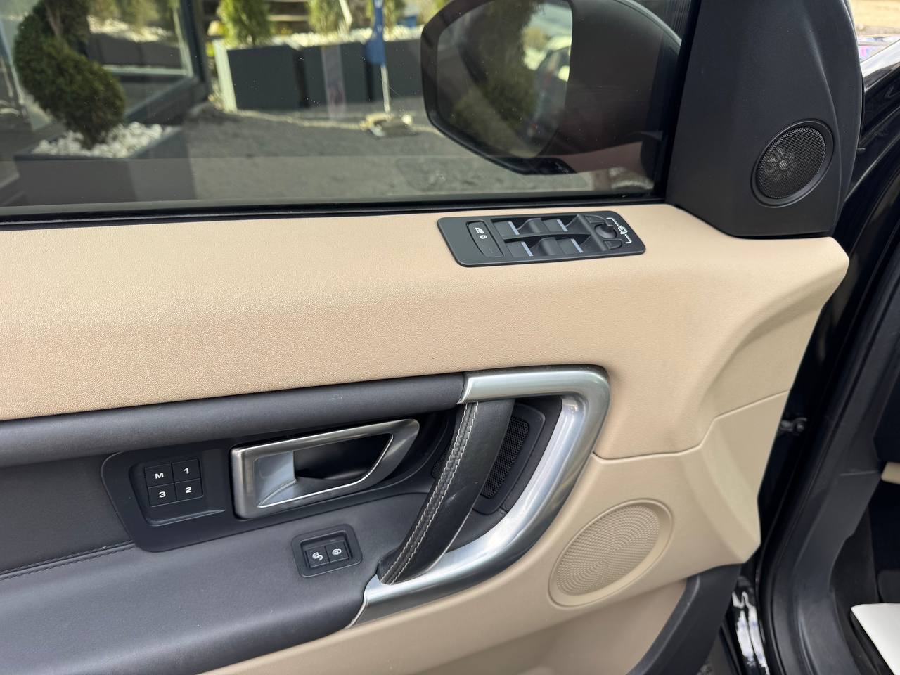 LAND ROVER DISCOVERY SPORT HSE 2016