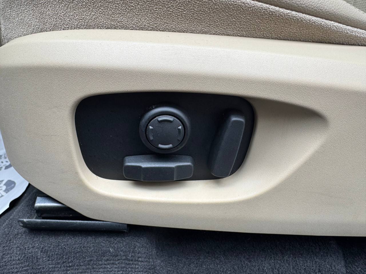 LAND ROVER DISCOVERY SPORT HSE 2016