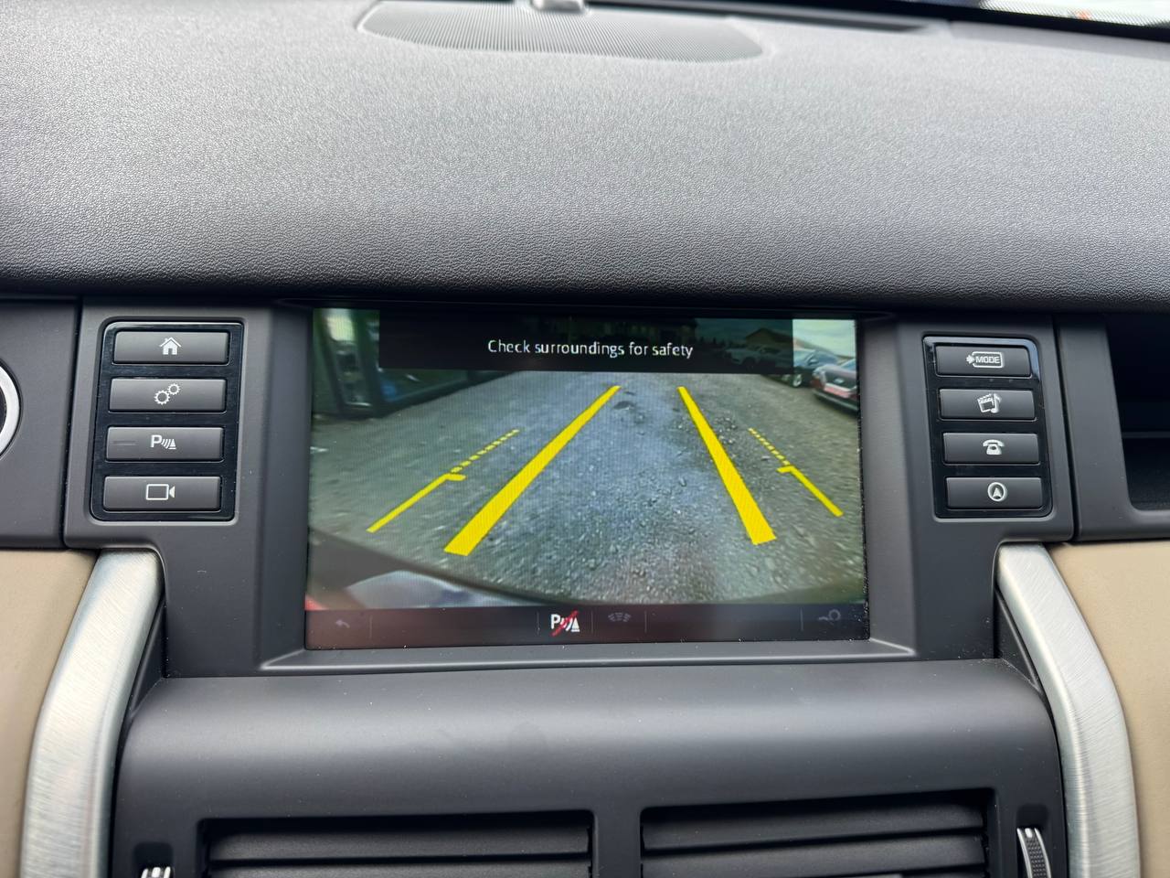 LAND ROVER DISCOVERY SPORT HSE 2016