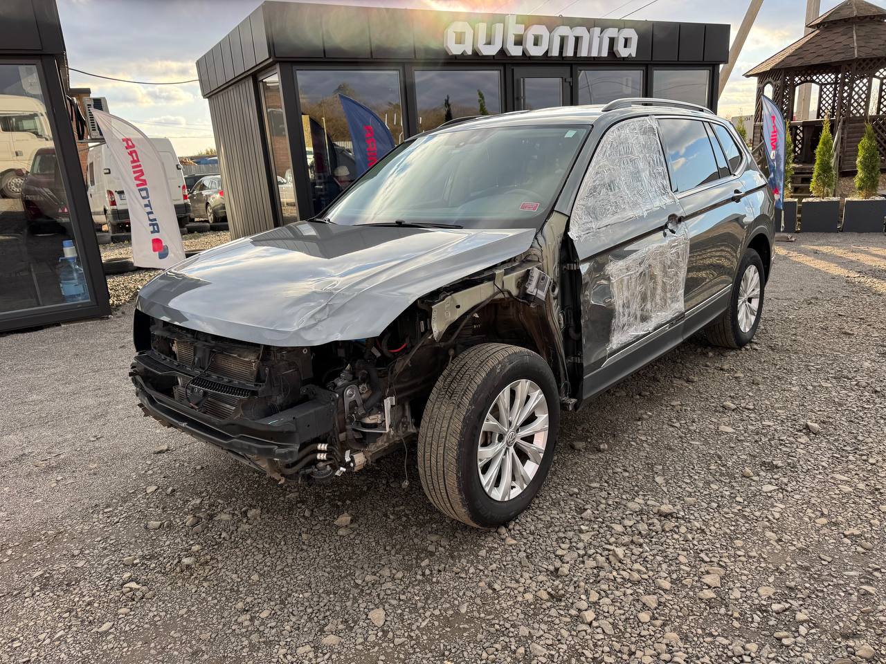 VOLKSWAGEN TIGUAN SE 2018