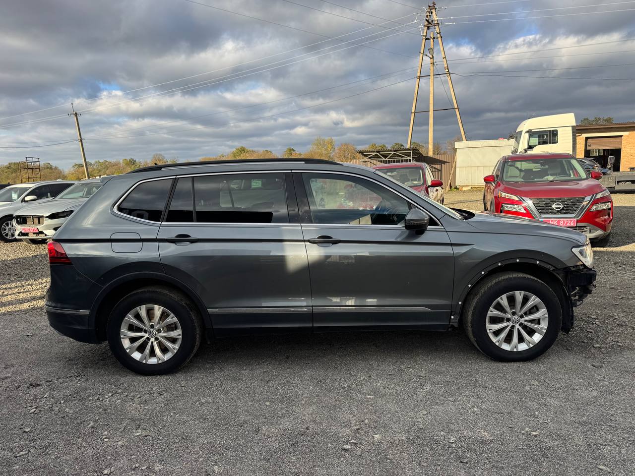 VOLKSWAGEN TIGUAN SE 2018