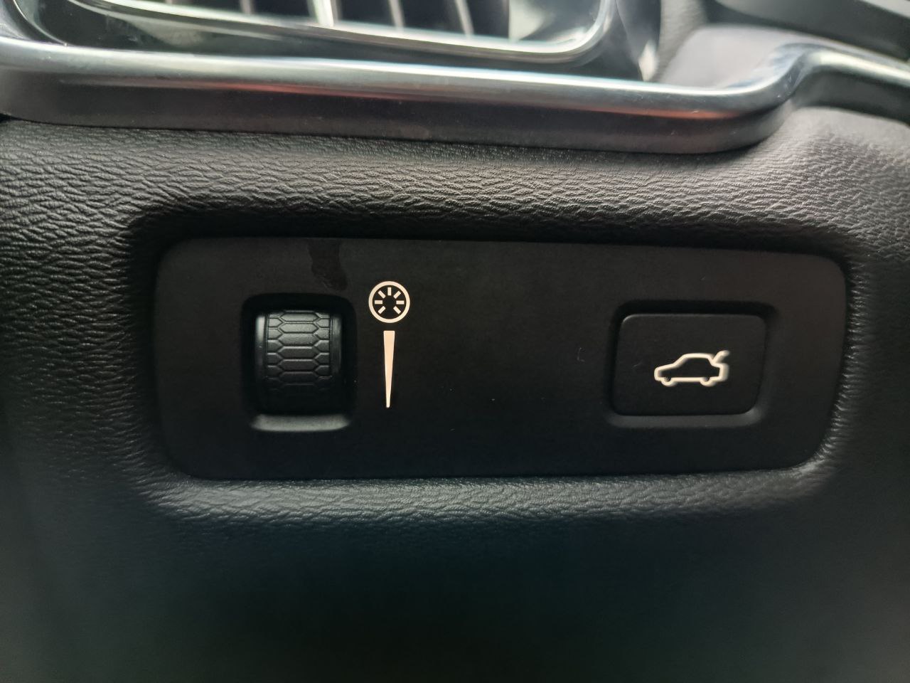 VOLVO S60 T5 MOMENTUM 2020