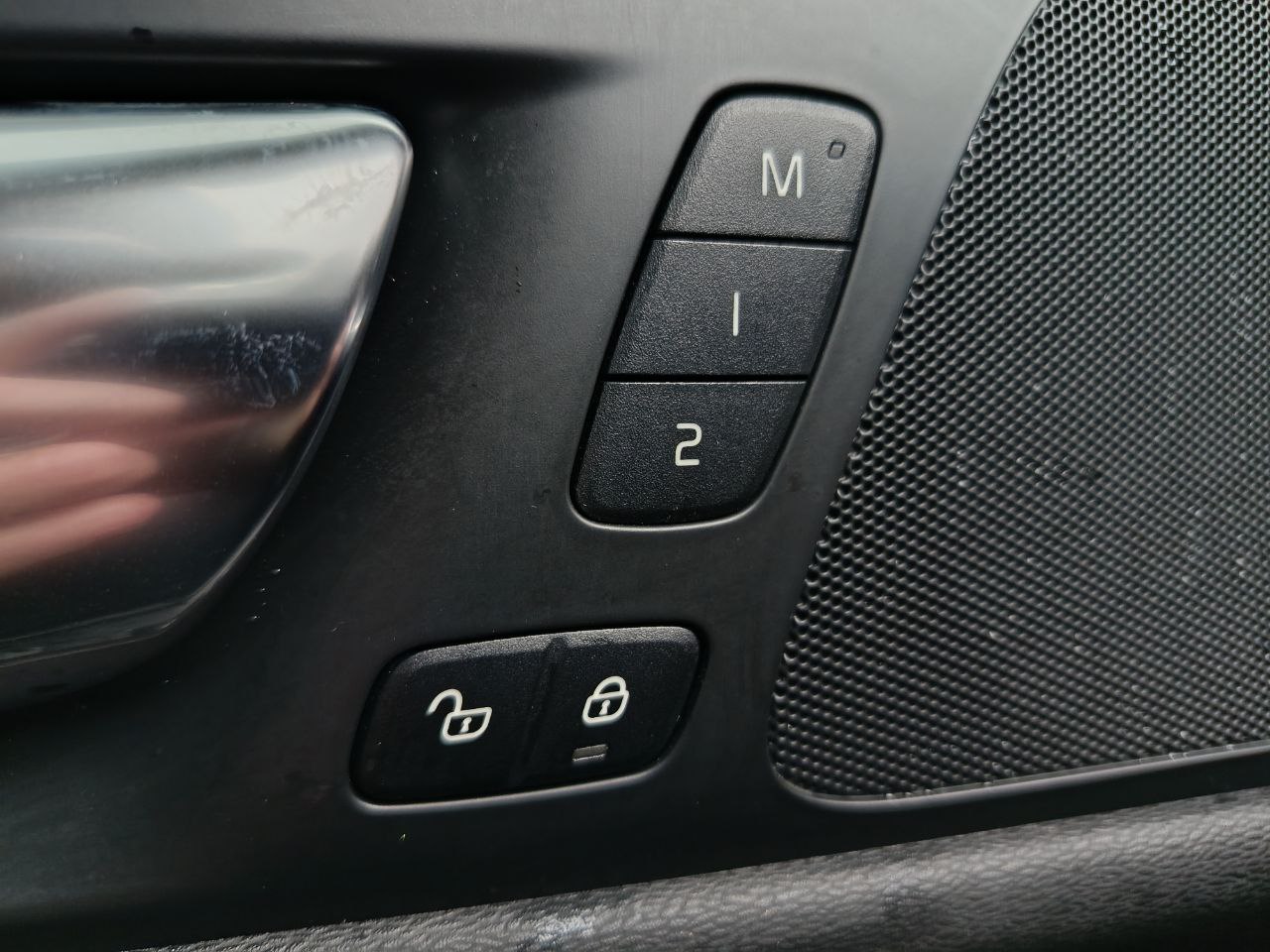 VOLVO S60 T5 MOMENTUM 2020