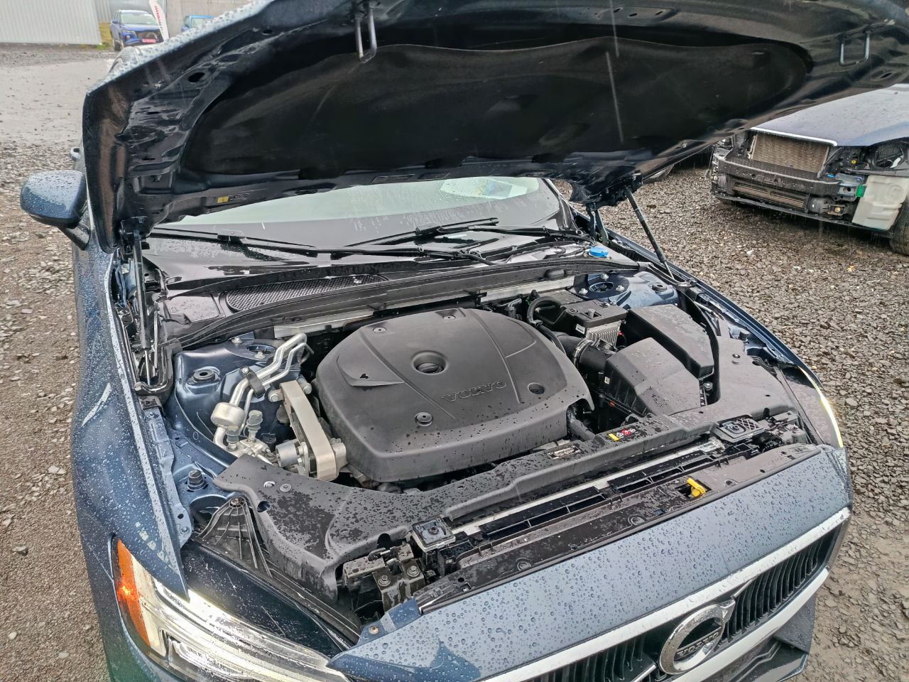 VOLVO S60 T5 MOMENTUM 2020