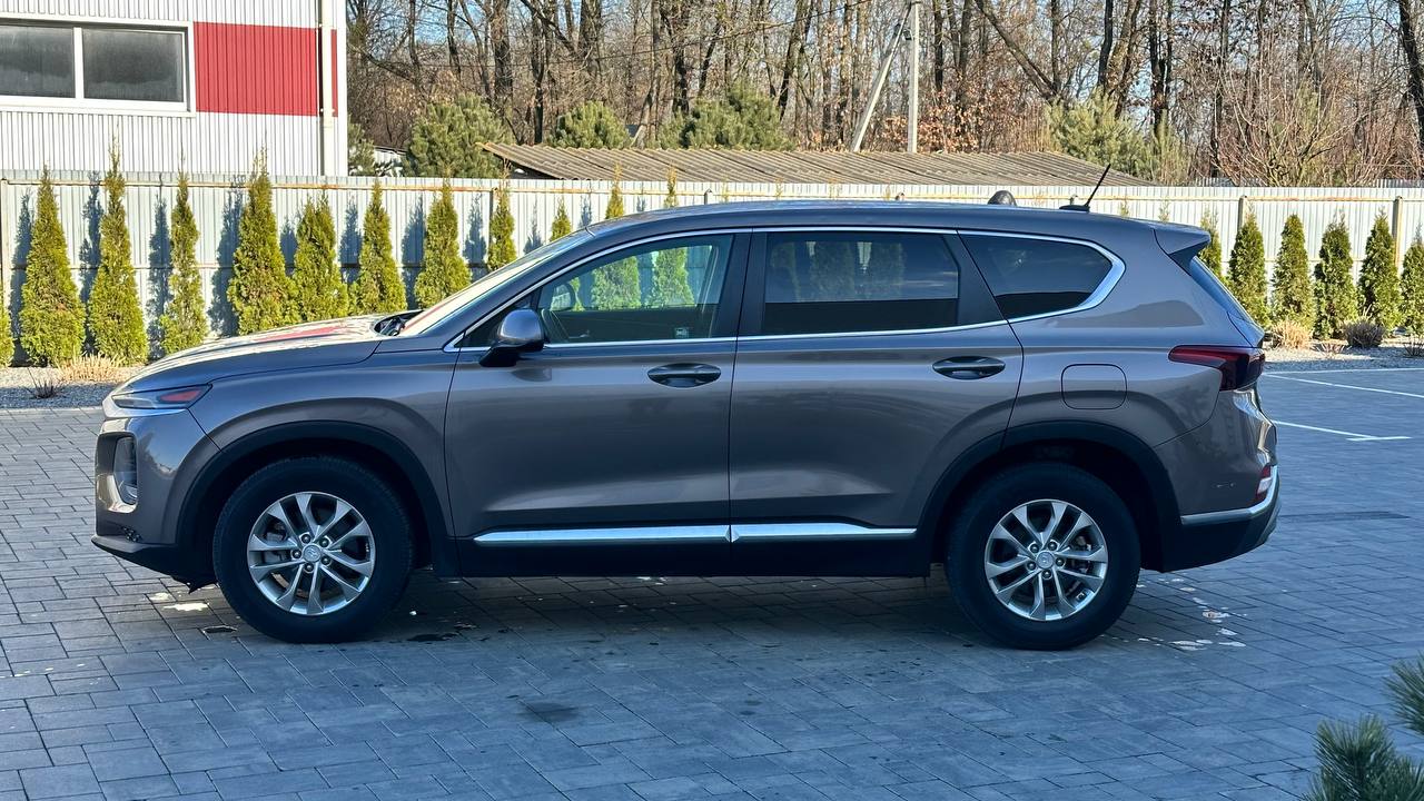 HYUNDAI SANTA FE SE 2019