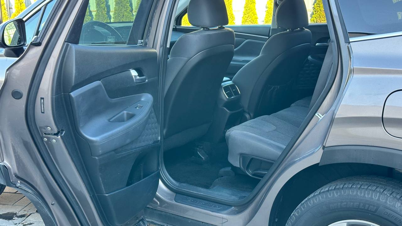 HYUNDAI SANTA FE SE 2019