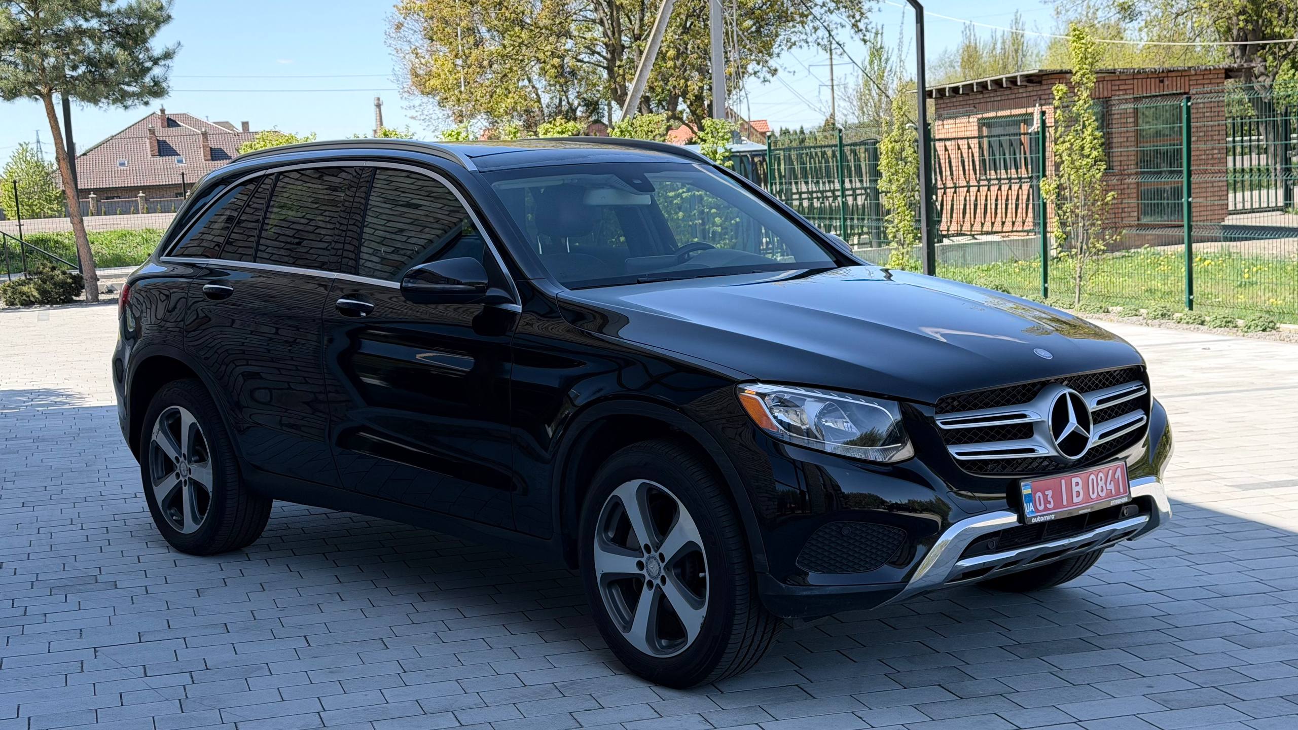 MERCEDES-BENZ GLC 300 2016