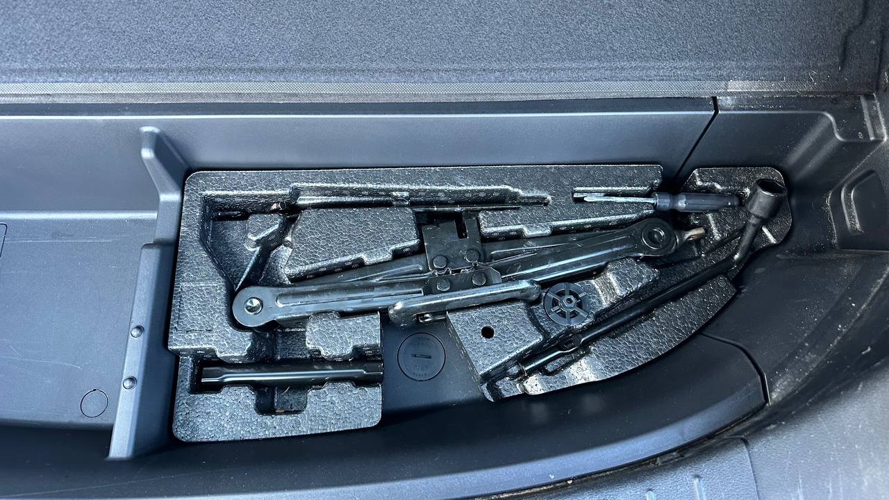 HYUNDAI SANTA FE SE 2019