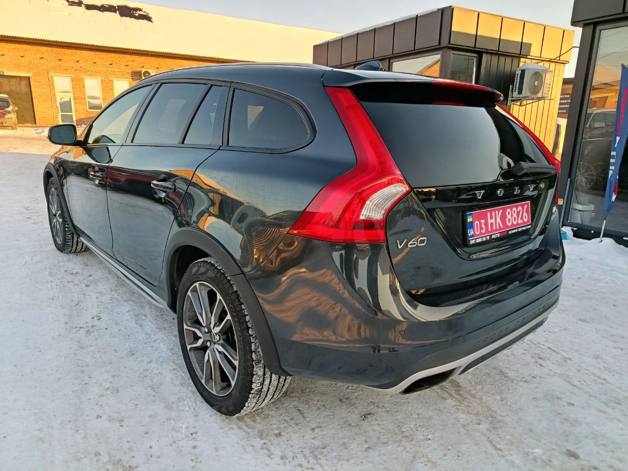 VOLVO V60 CROSS COUNTRY PREMIER 2015