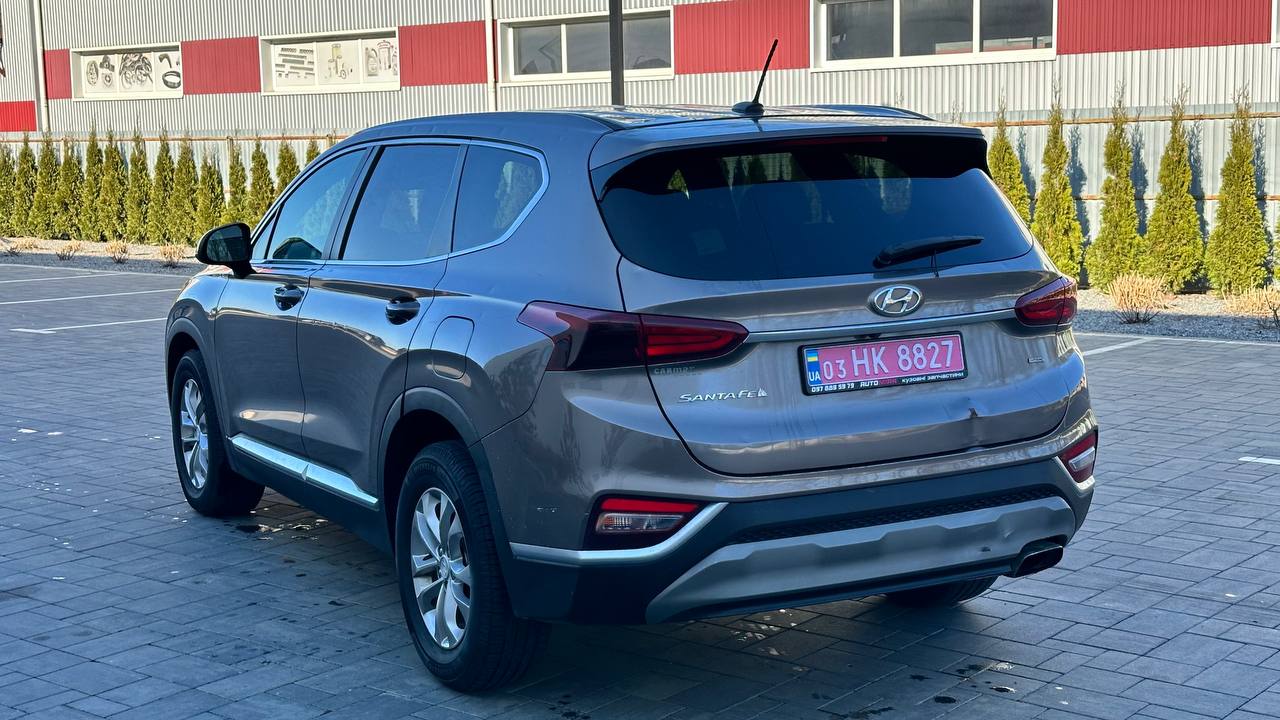 HYUNDAI SANTA FE SE 2019