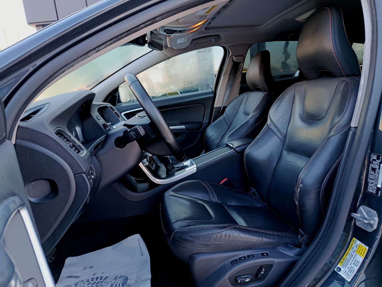 VOLVO V60 CROSS COUNTRY PREMIER 2015