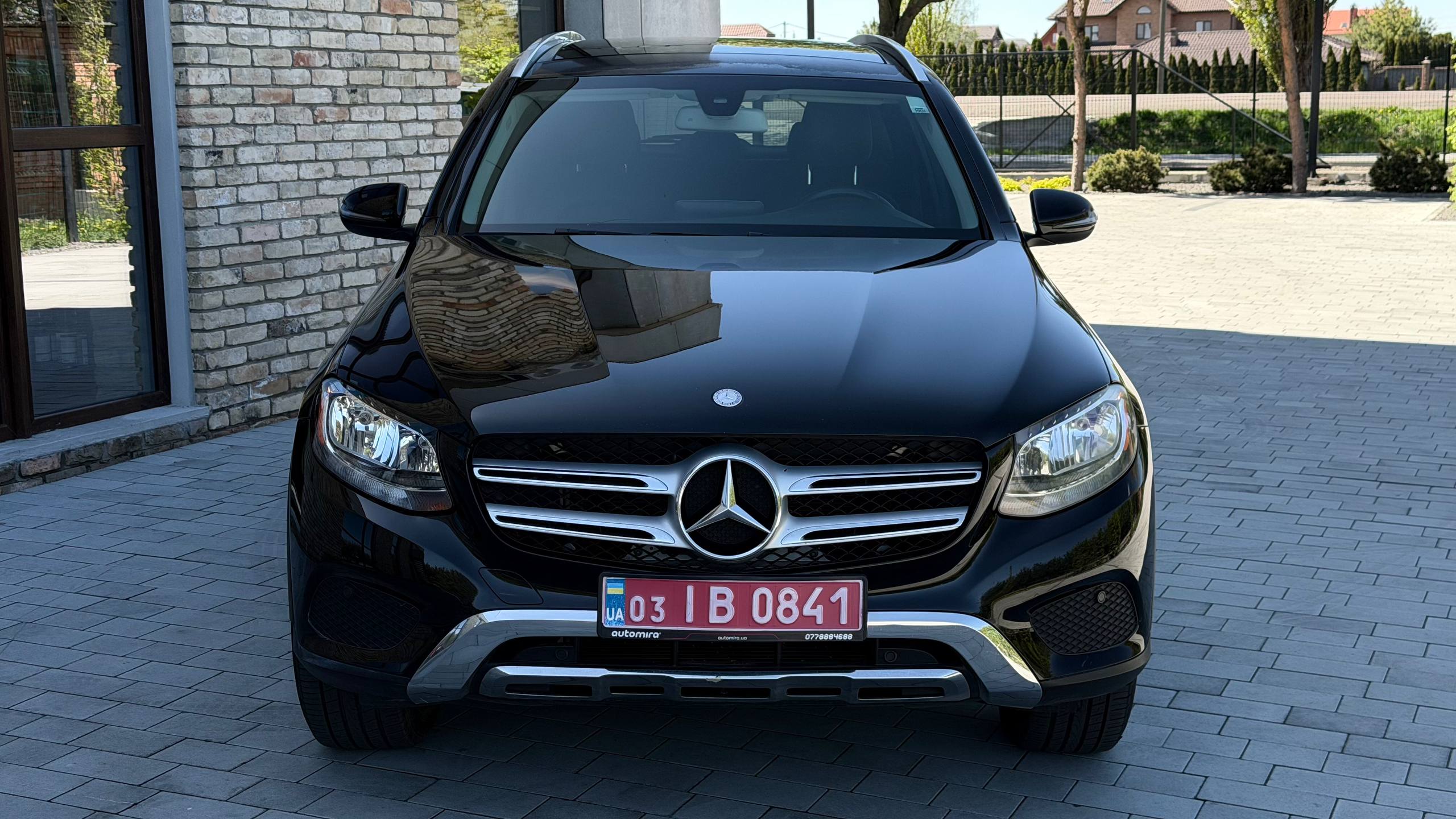 MERCEDES-BENZ GLC 300 2016