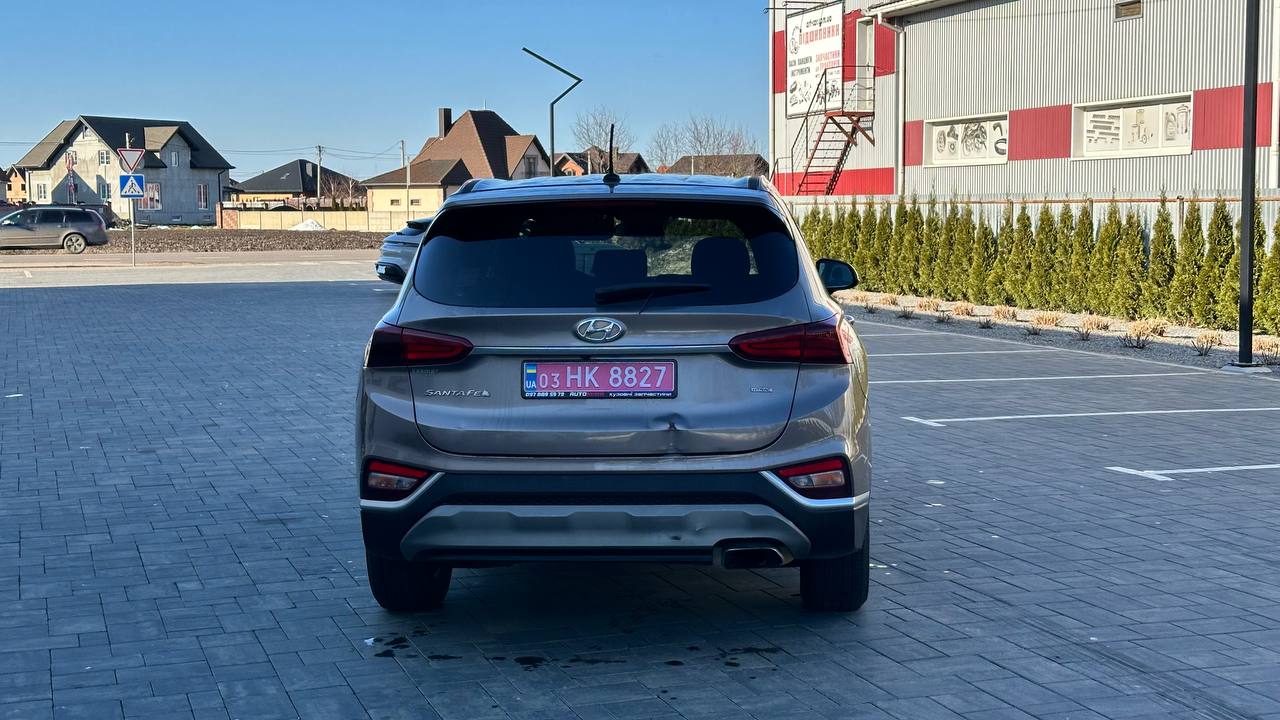 HYUNDAI SANTA FE SE 2019