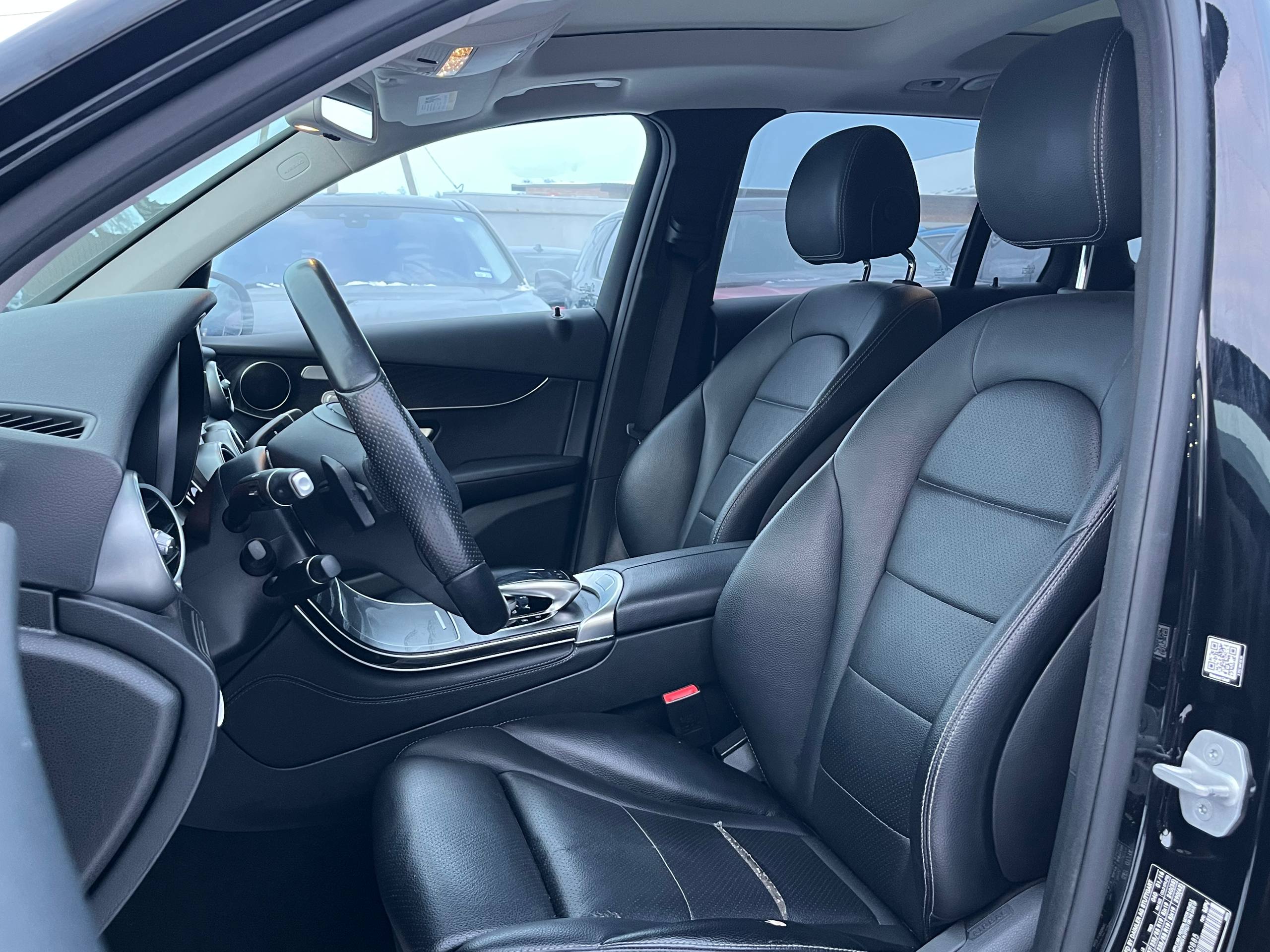 MERCEDES-BENZ GLC 300 2016