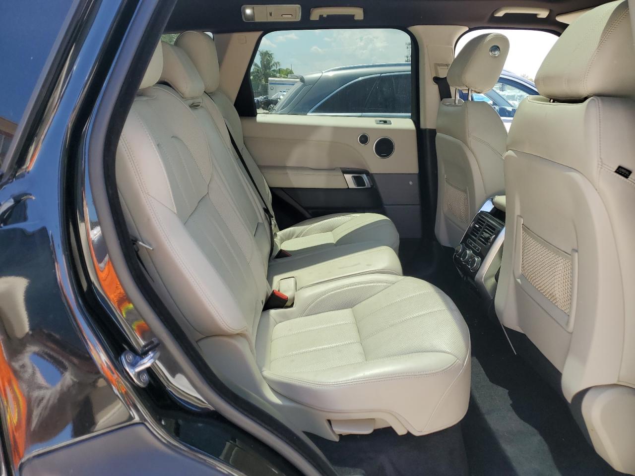 LAND ROVER RANGE ROVER SPORT HSE 2014