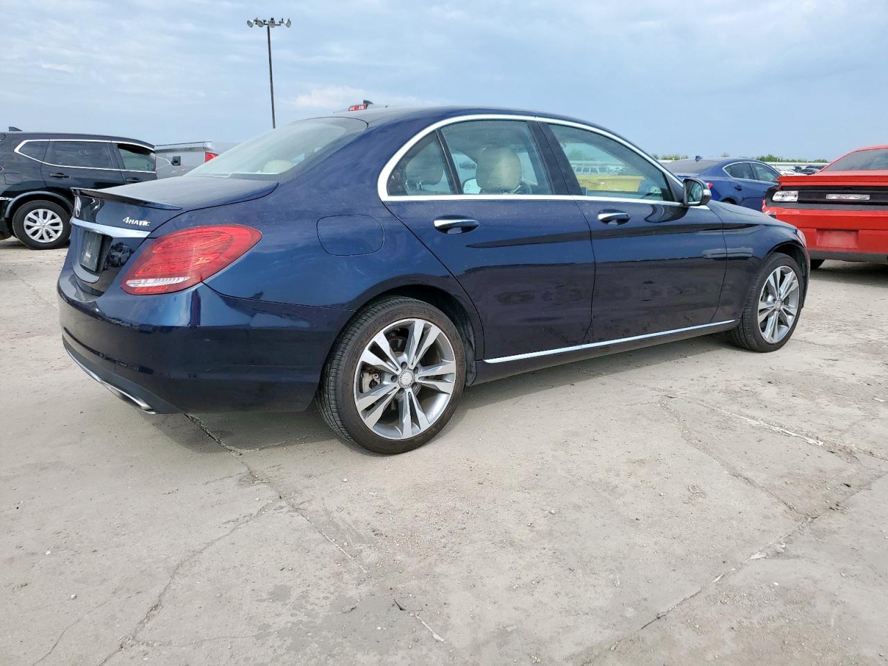 MERCEDES-BENZ C 300 4MATIC 2015