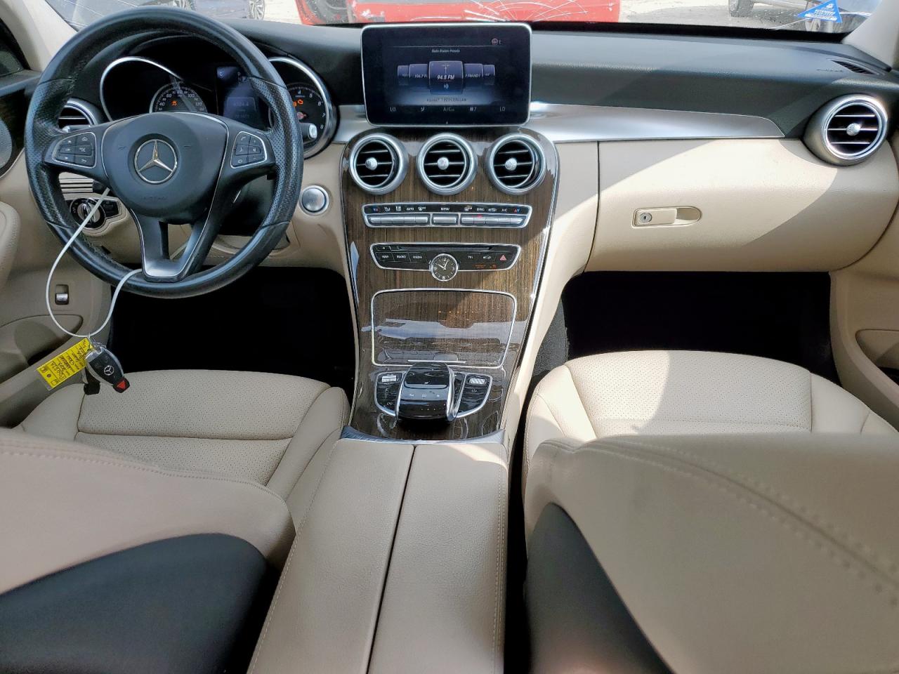 MERCEDES-BENZ C 300 4MATIC 2015