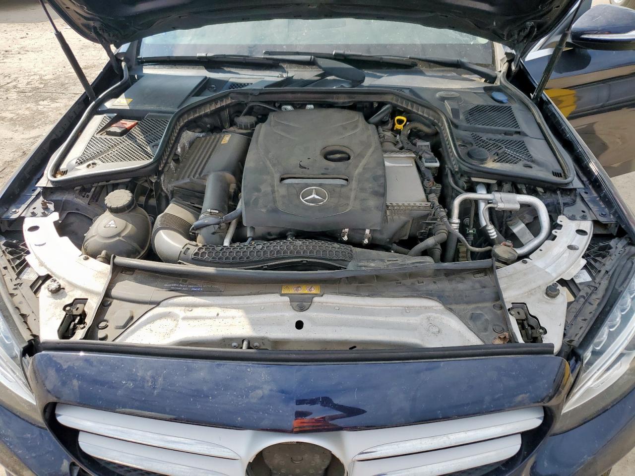 MERCEDES-BENZ C 300 4MATIC 2015