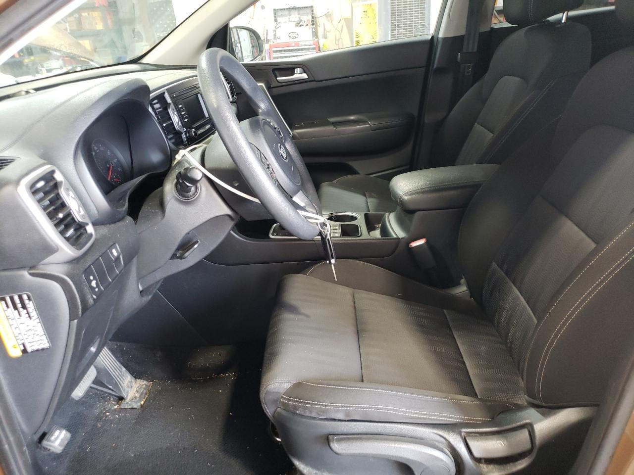 KIA SPORTAGE LX 2017