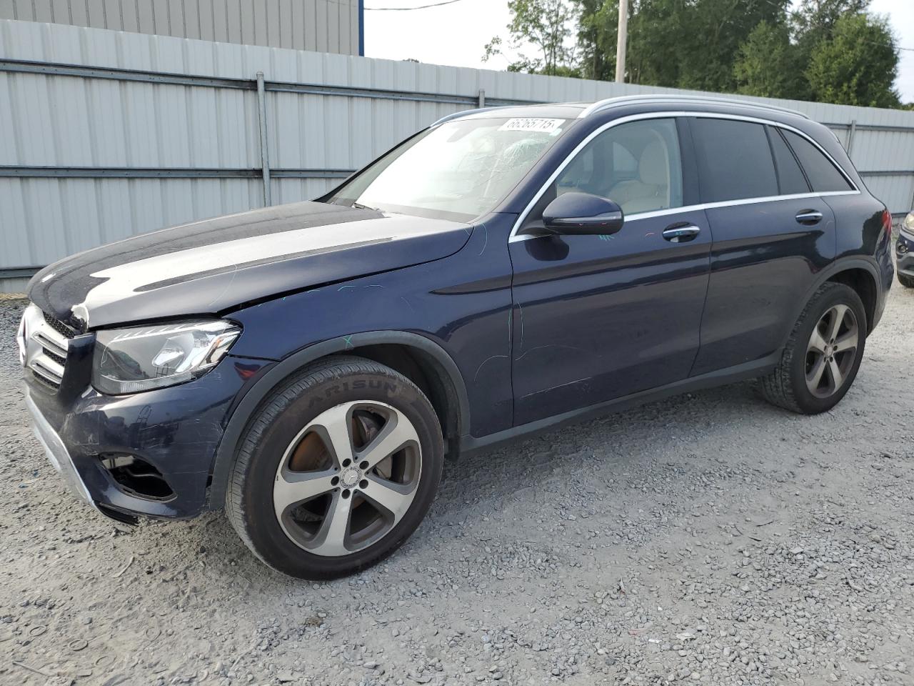 MERCEDES-BENZ GLC 300 2016