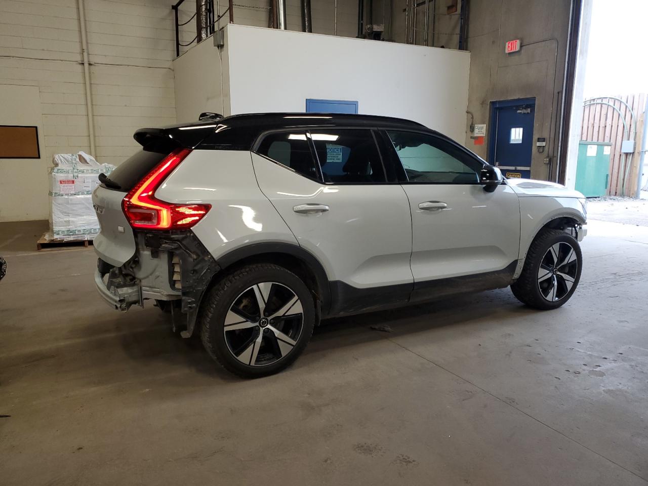 VOLVO XC40 RECHARGE 2021