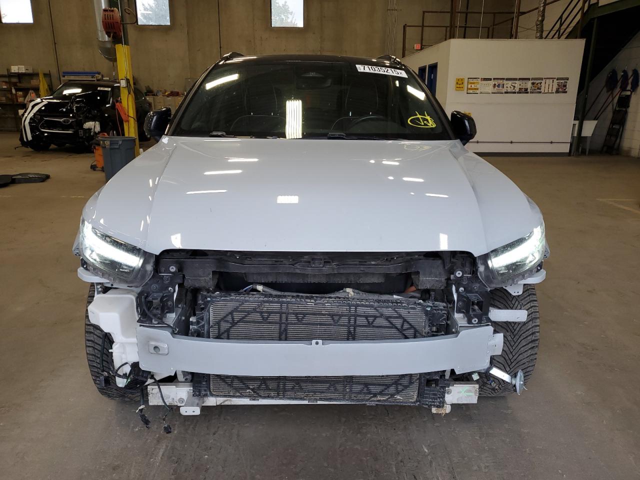 VOLVO XC40 RECHARGE 2021