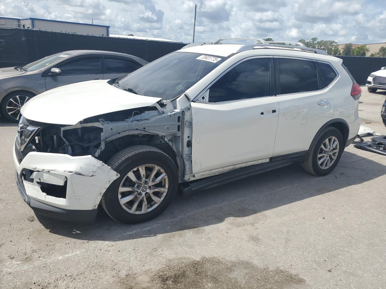 NISSAN ROGUE SV 2017