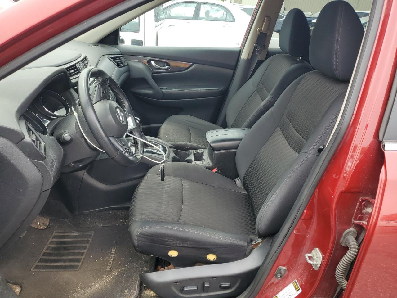 NISSAN ROGUE SV 2018