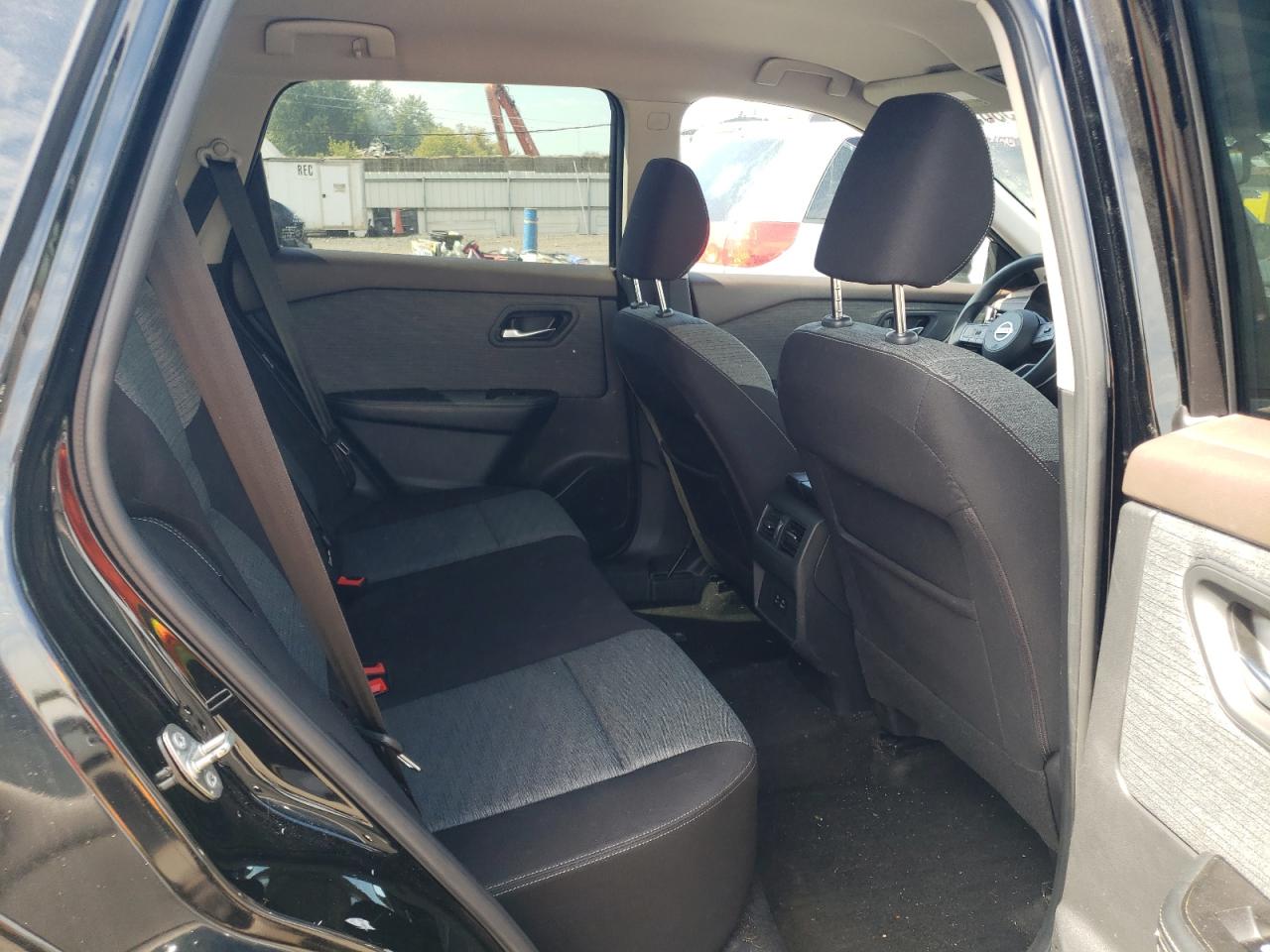 NISSAN ROGUE SV 2021