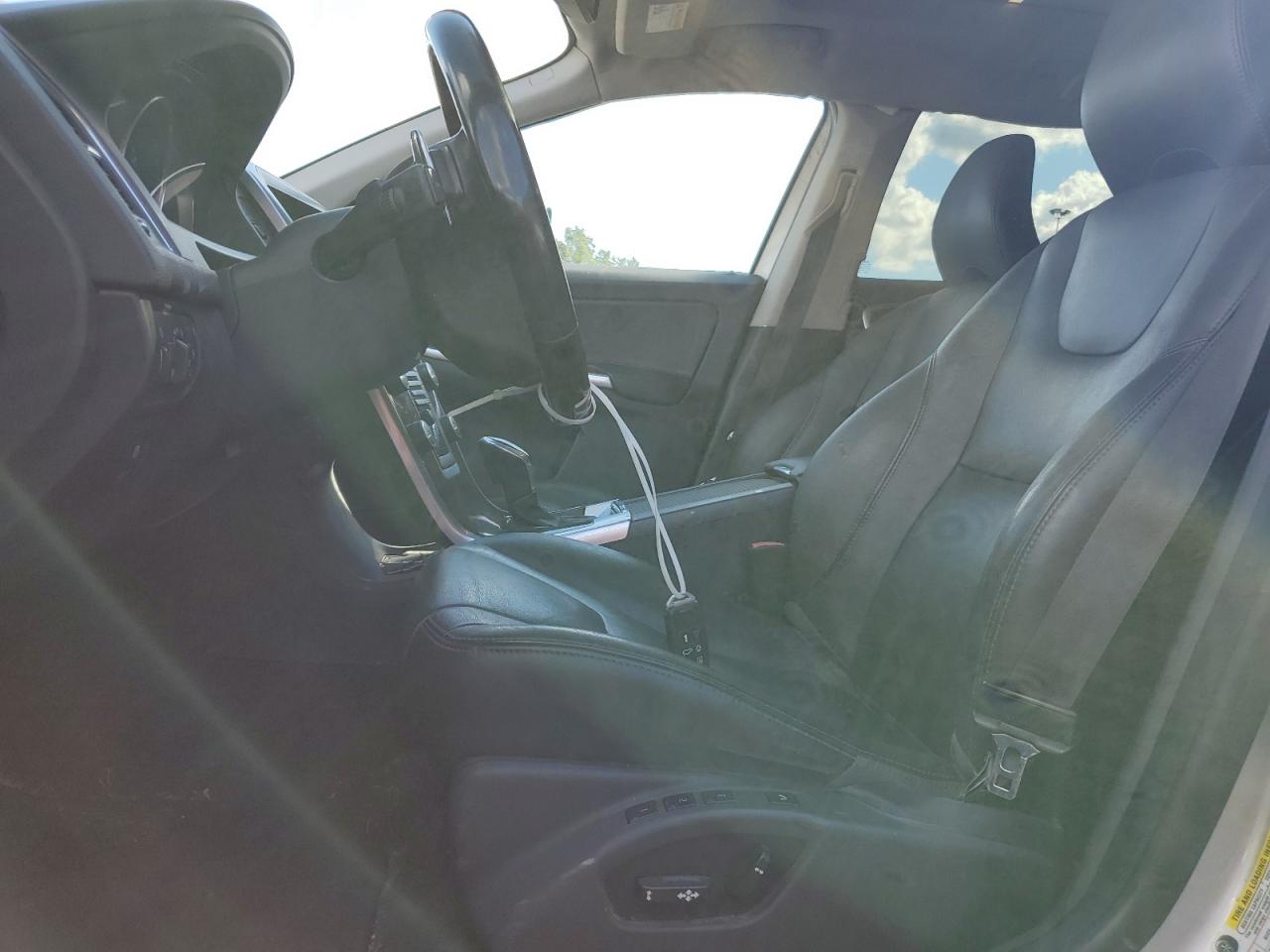 VOLVO XC60 T6 PREMIER+ 2015