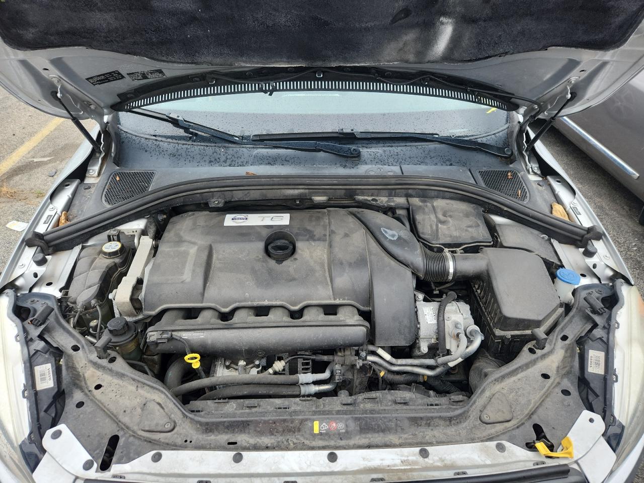 VOLVO XC60 T6 PREMIER+ 2015