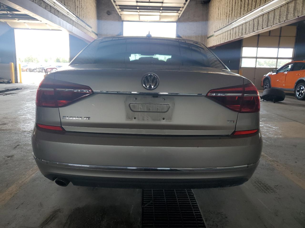 VOLKSWAGEN PASSAT SE 2017