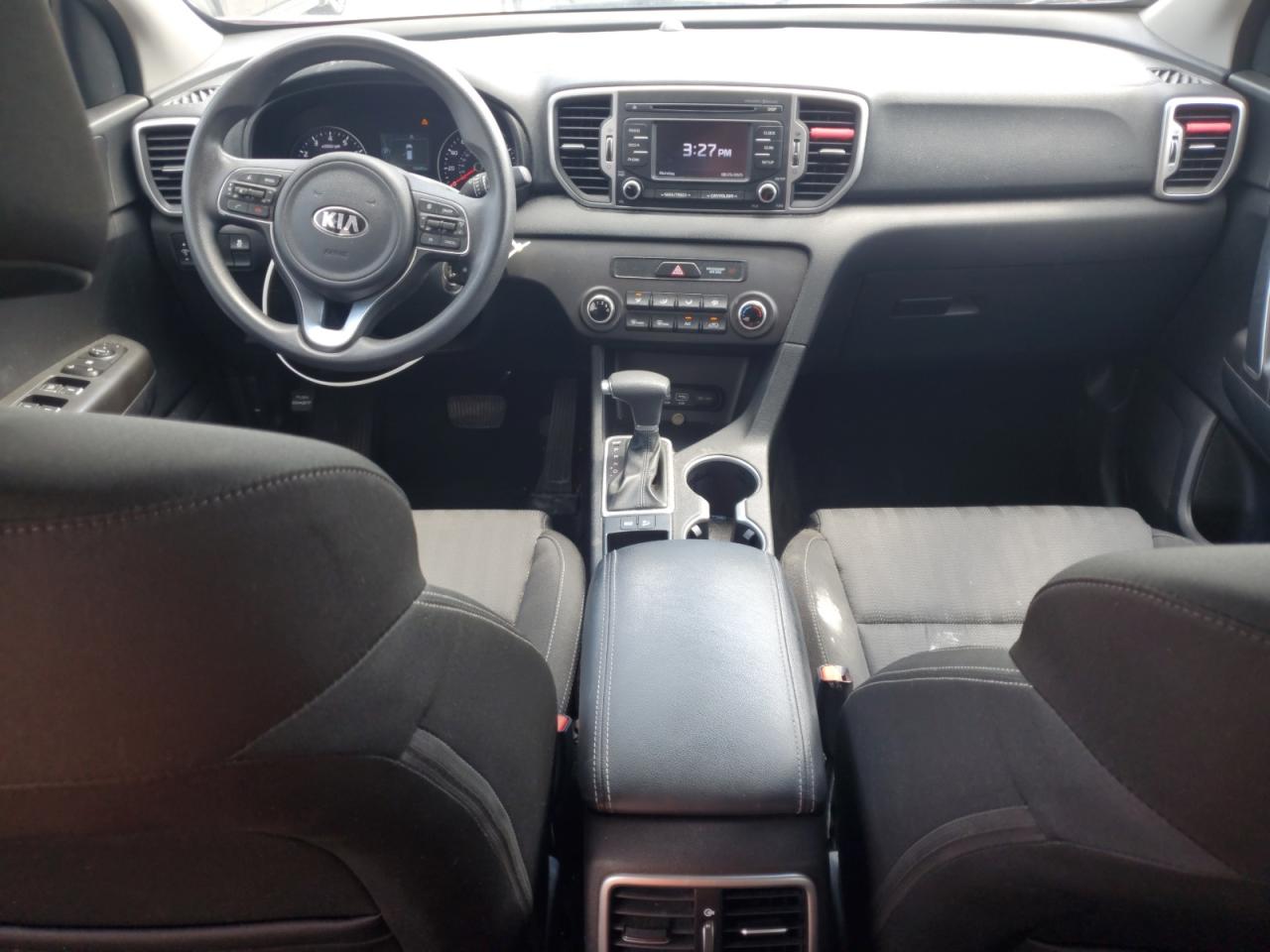 KIA SPORTAGE LX 2017