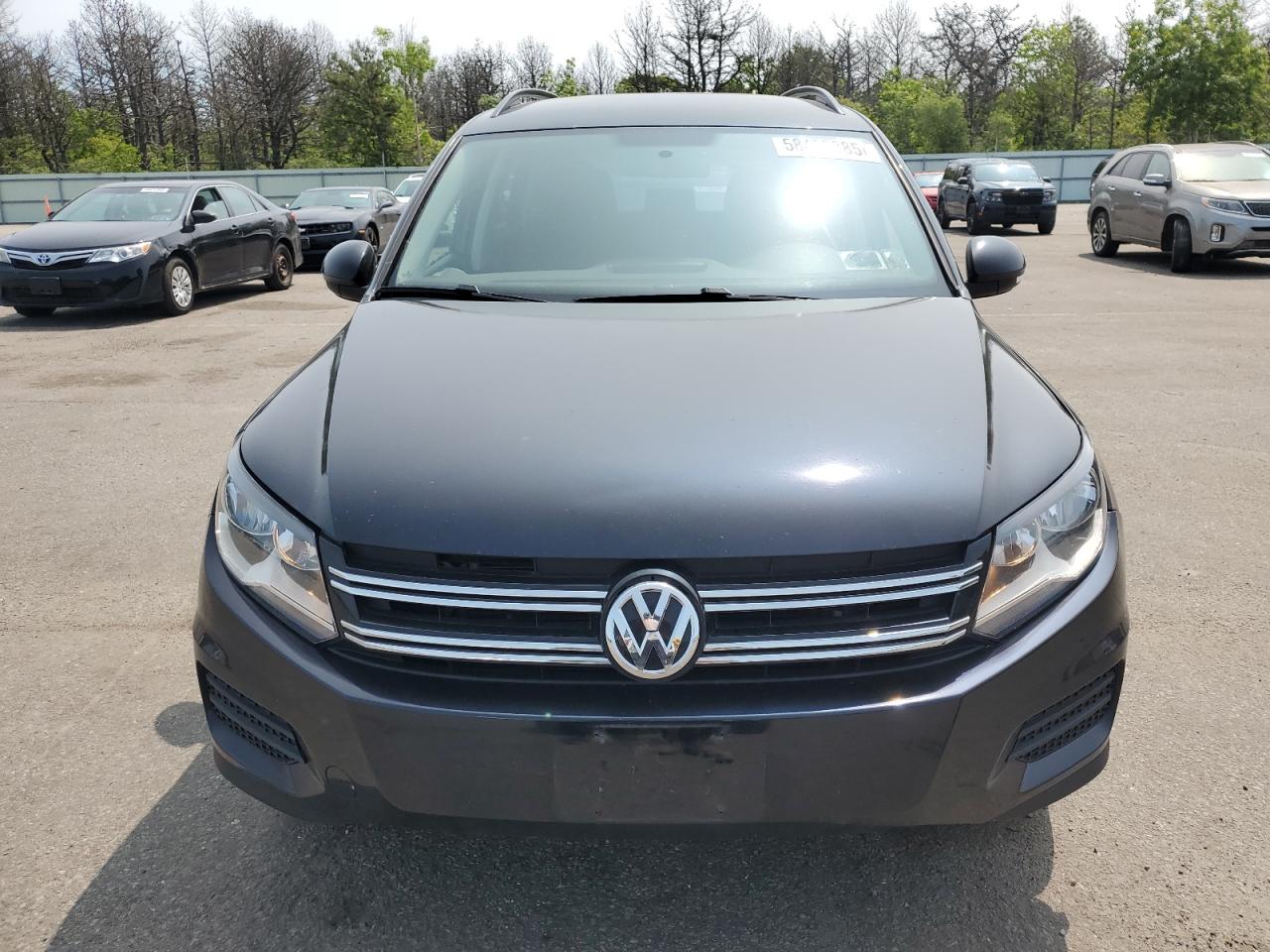 VOLKSWAGEN TIGUAN S 2017