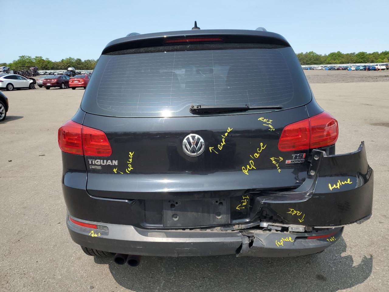 VOLKSWAGEN TIGUAN S 2017