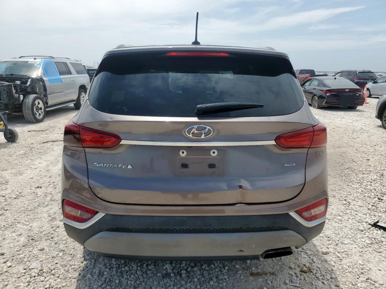 HYUNDAI SANTA FE SE 2019
