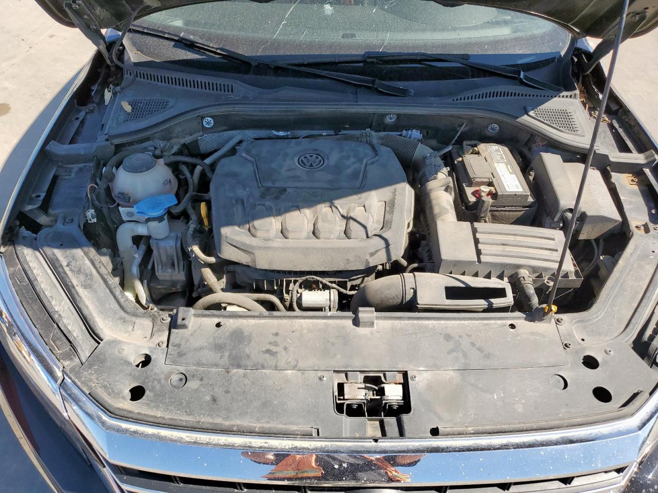 VOLKSWAGEN PASSAT SE 2021