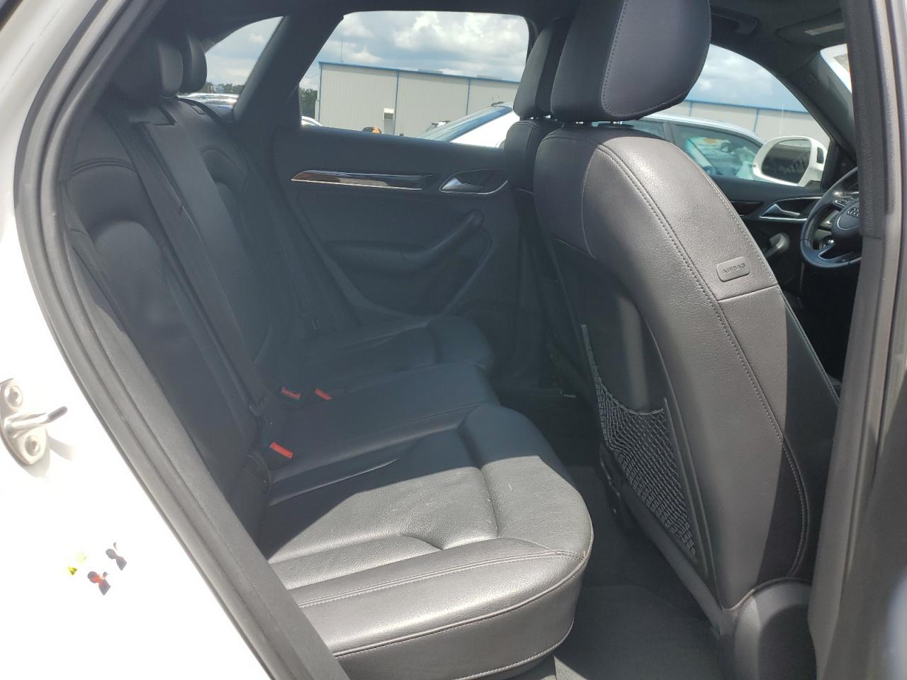 AUDI Q3 PREMIUM PLUS 2015